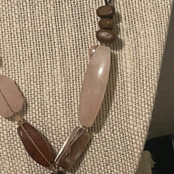 Peyote Bird Boho Polished Stone Statement Necklace With Leather Cord & Metal Acc - Picture 5 of 6